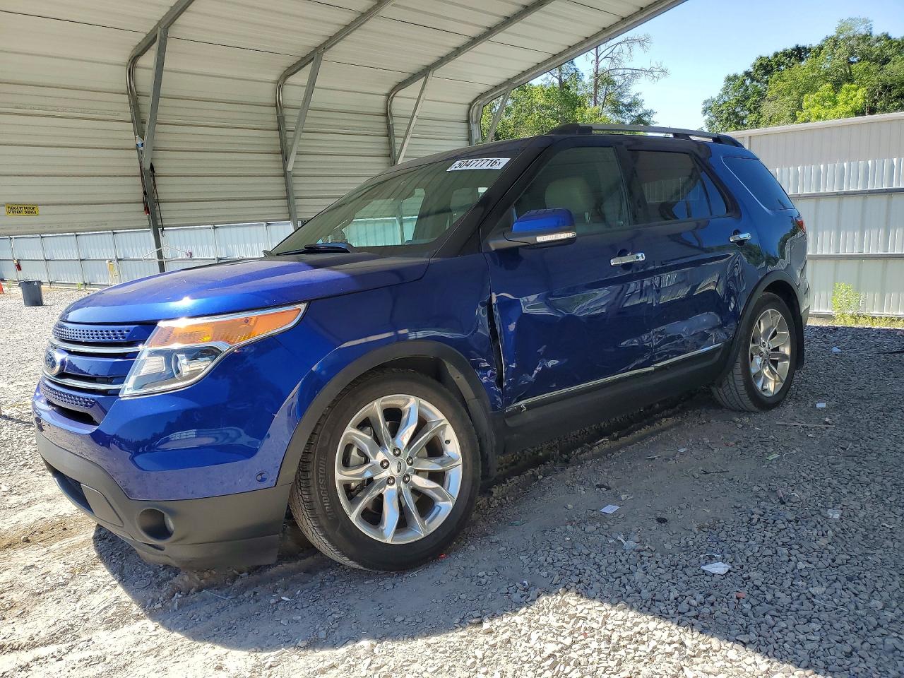 Salvage Ford Explorer Image