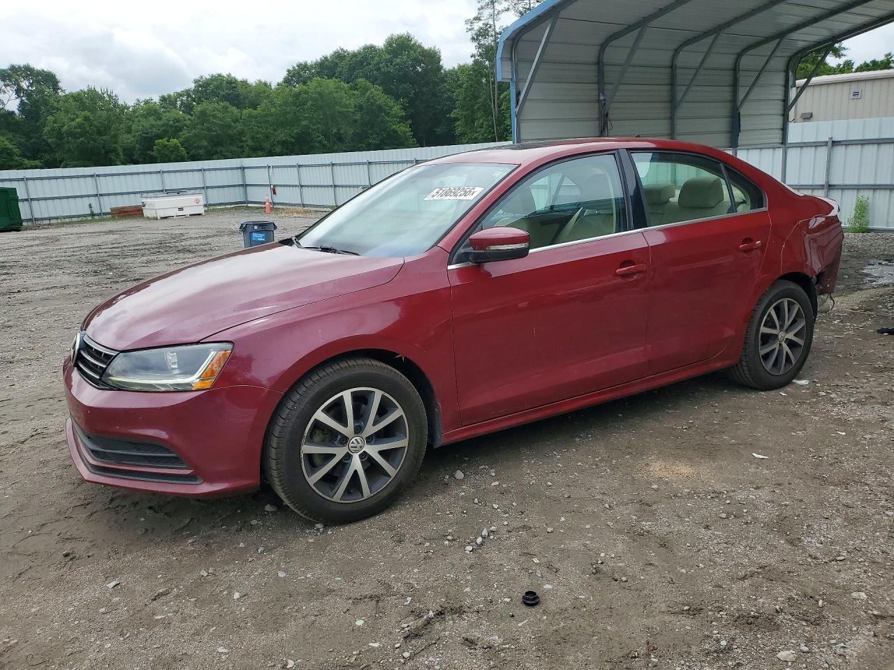 Salvage Volkswagen Jetta Image