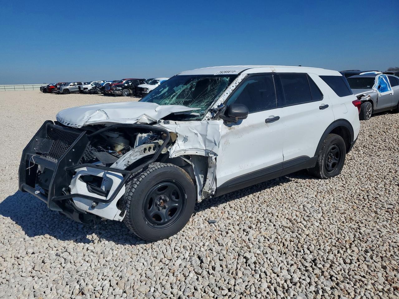 Salvage Ford Explorer Image