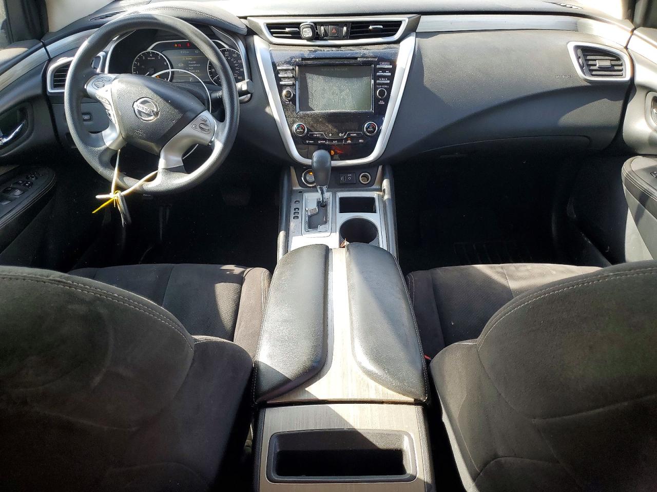 Nissan Murano S