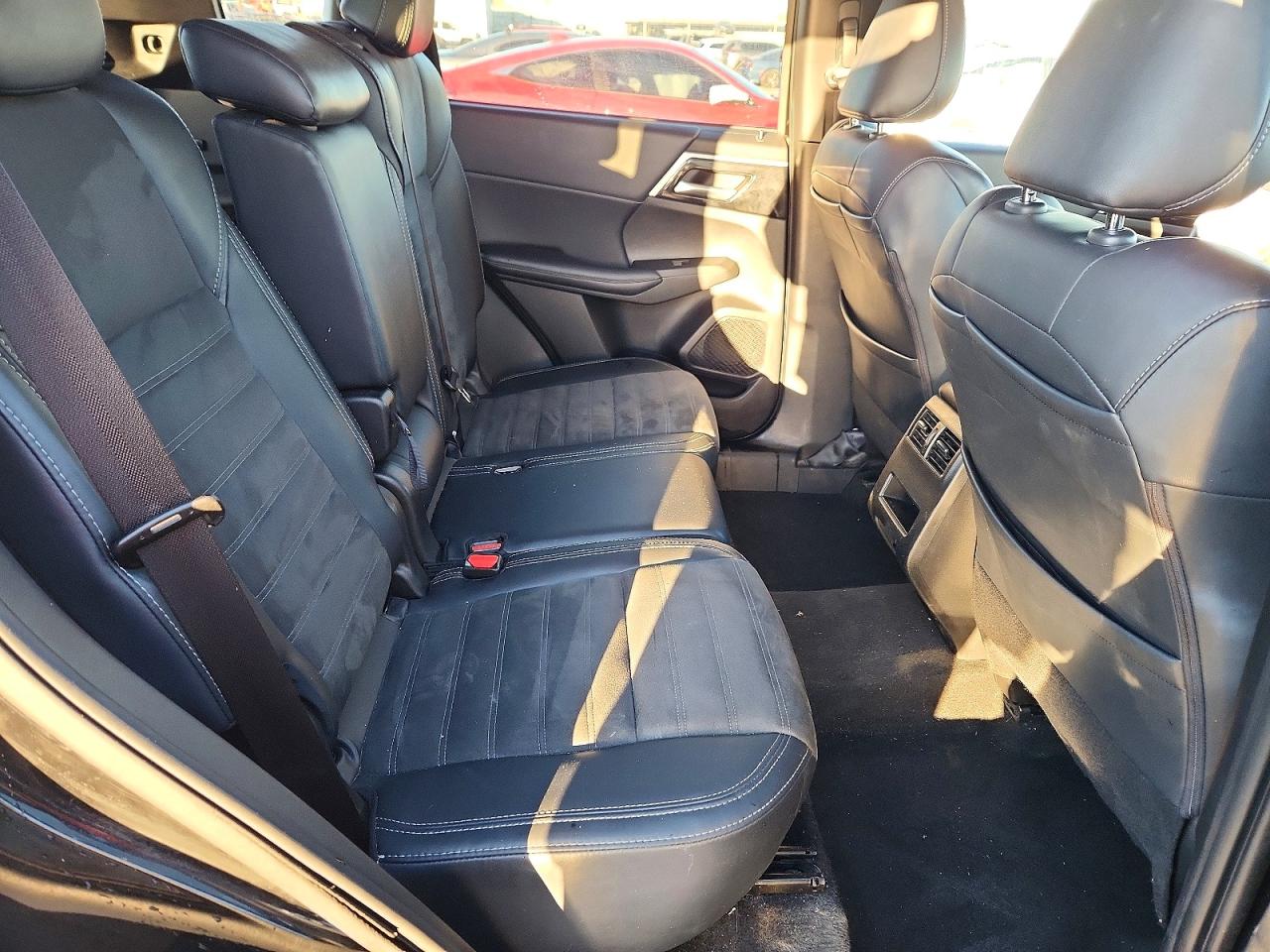 Mitsubishi Outlander Se