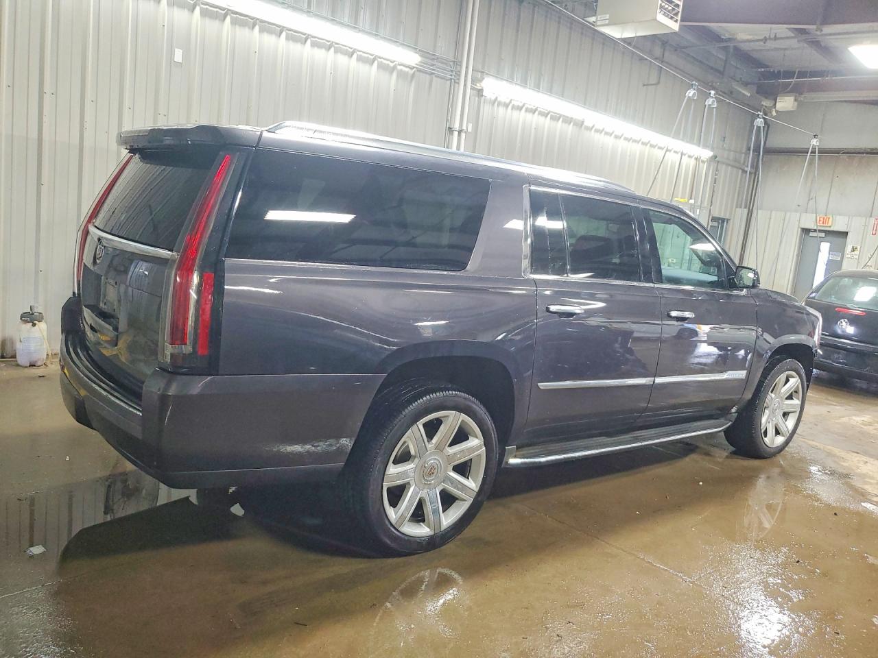 Cadillac Escalade Esv Luxury