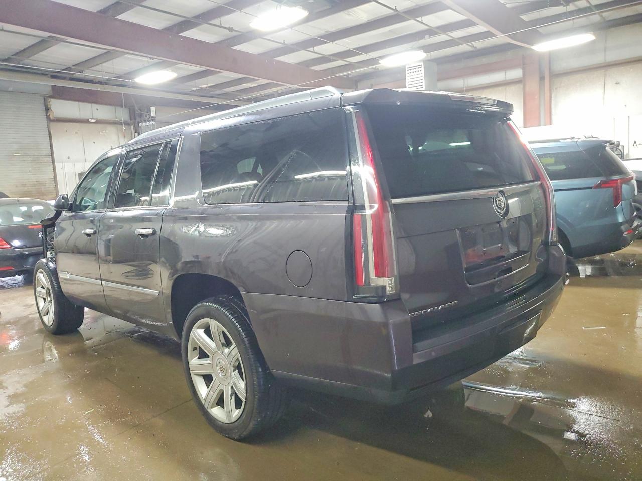 Cadillac Escalade Esv Luxury