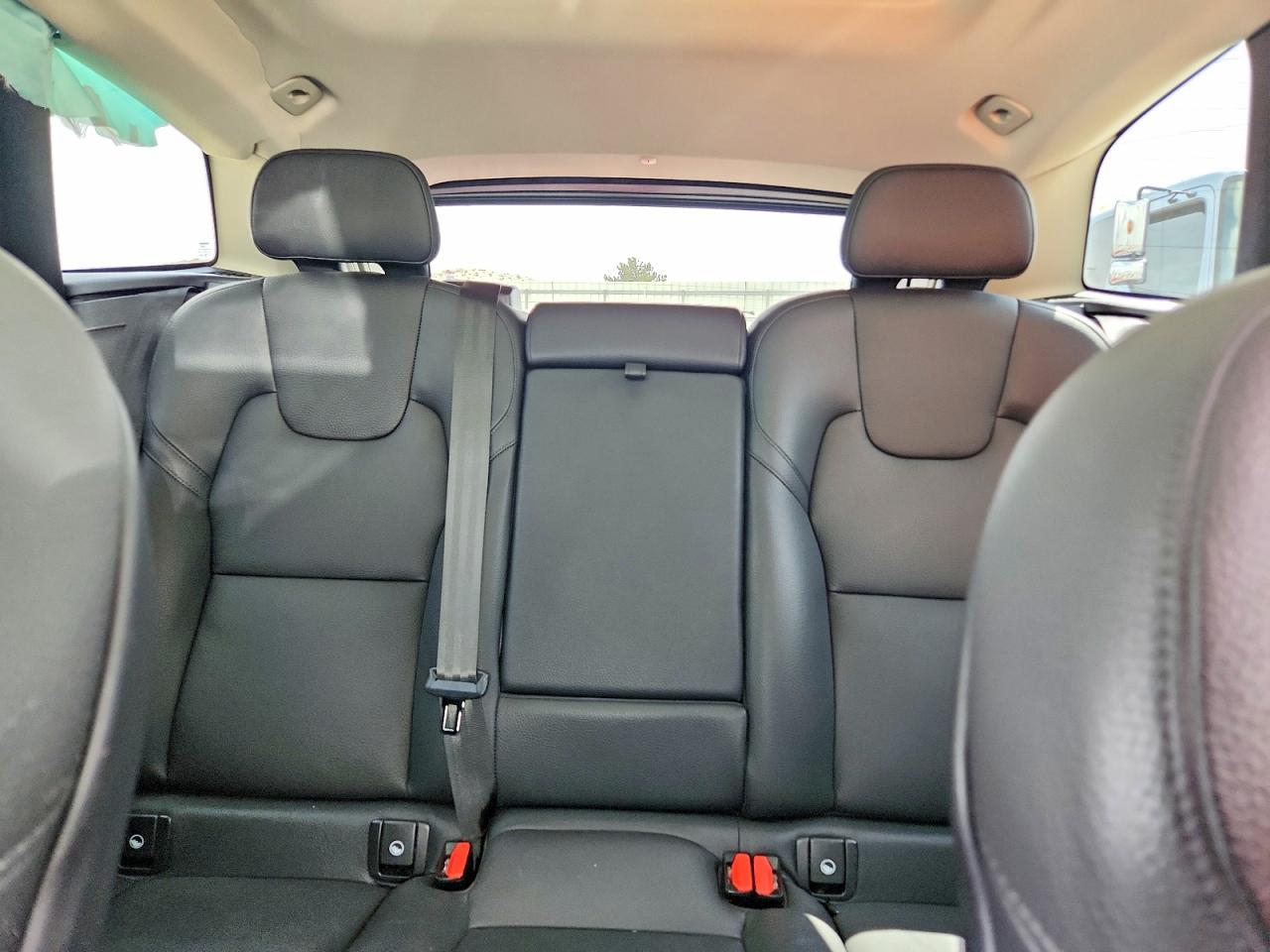 Volvo XC60 Plus