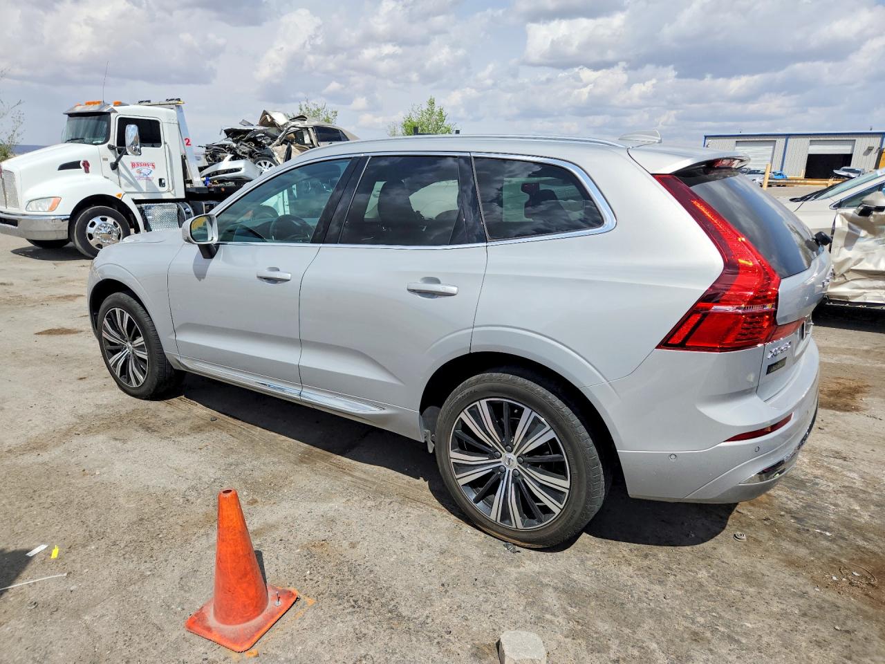 Volvo XC60 Plus