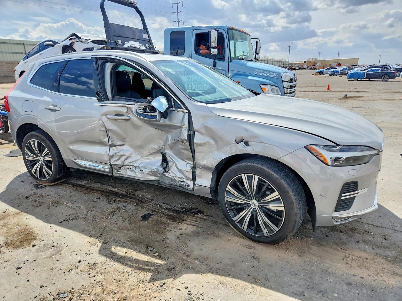 Volvo XC60 Plus