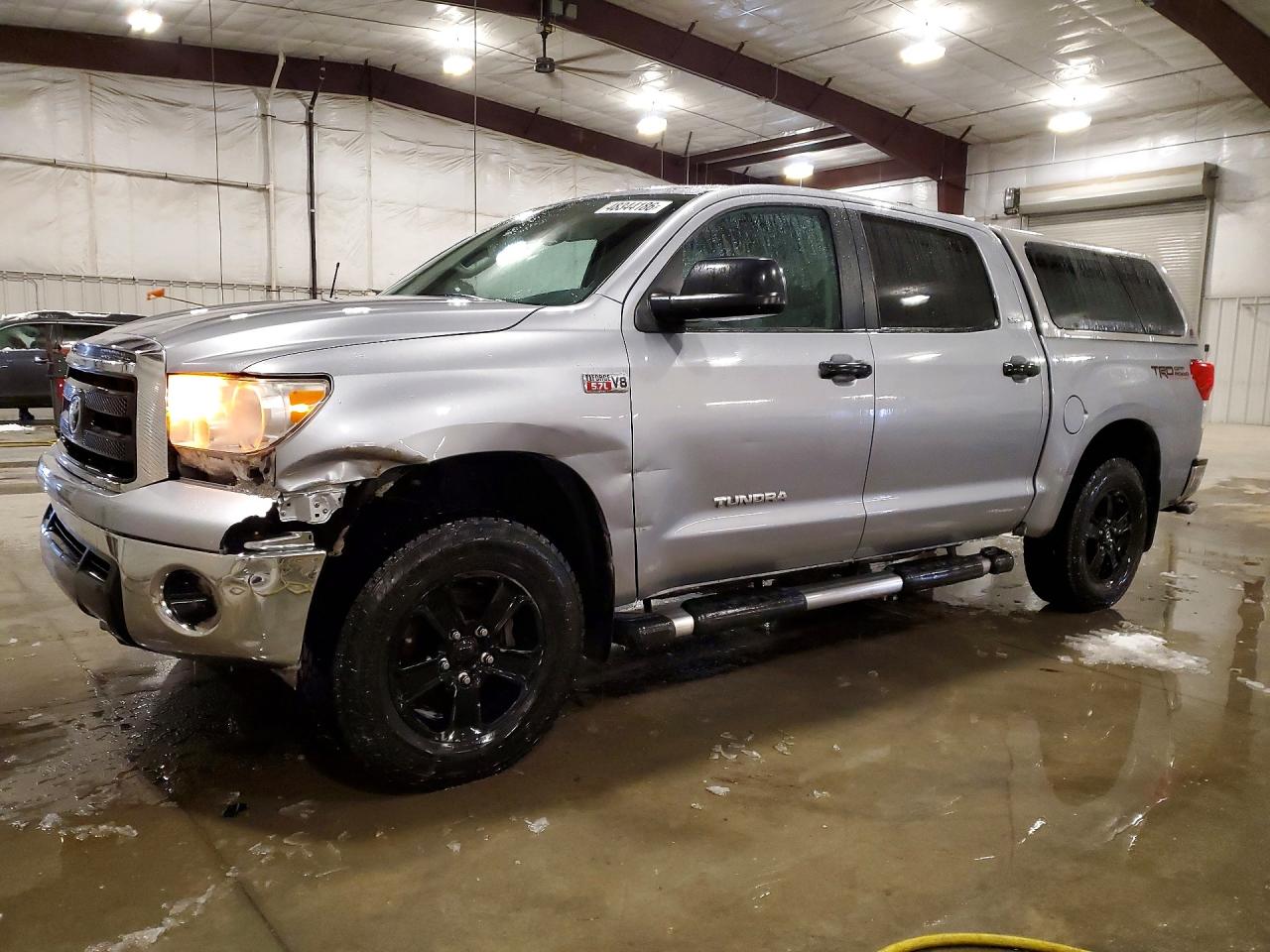 Salvage Toyota Tundra Image