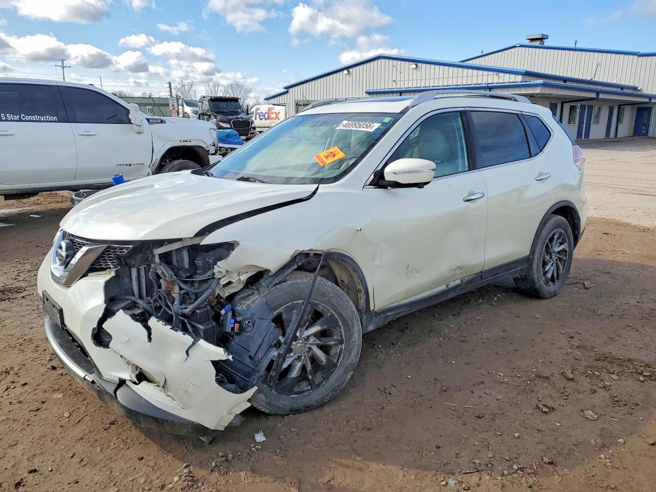 Salvage Nissan Rogue Image