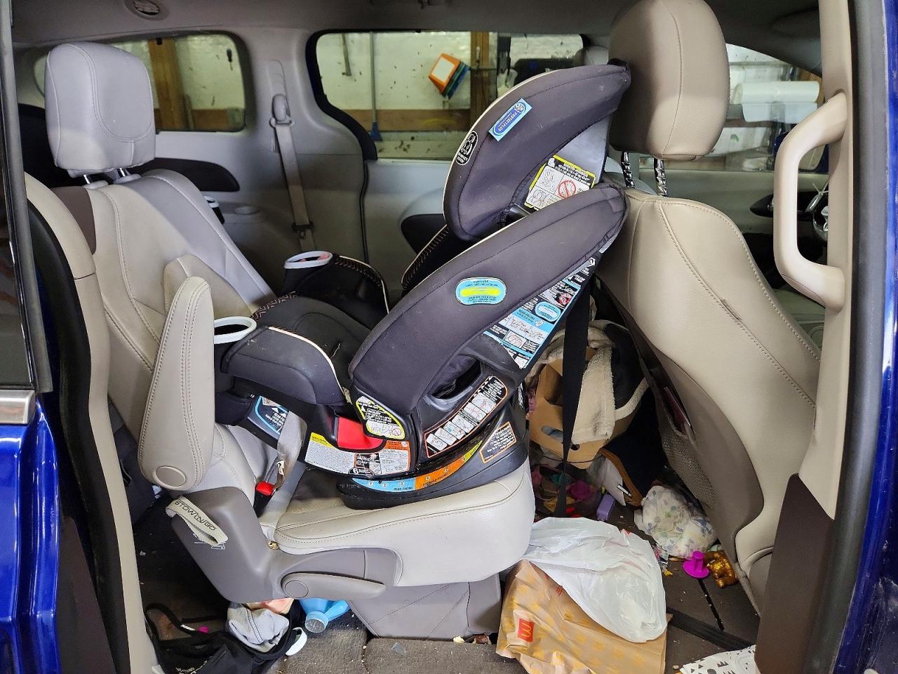 Chrysler Pacifica Touring L