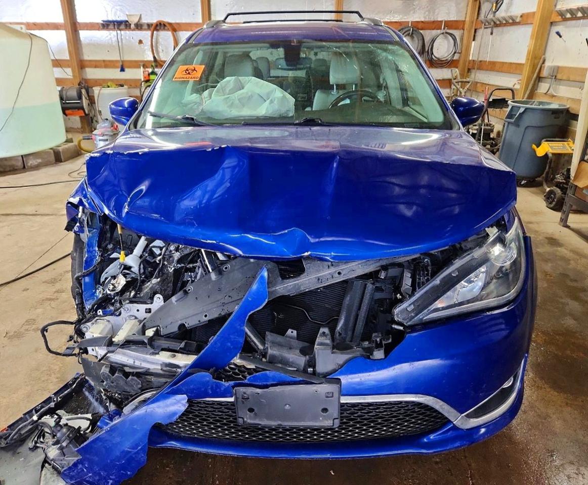 Chrysler Pacifica Touring L