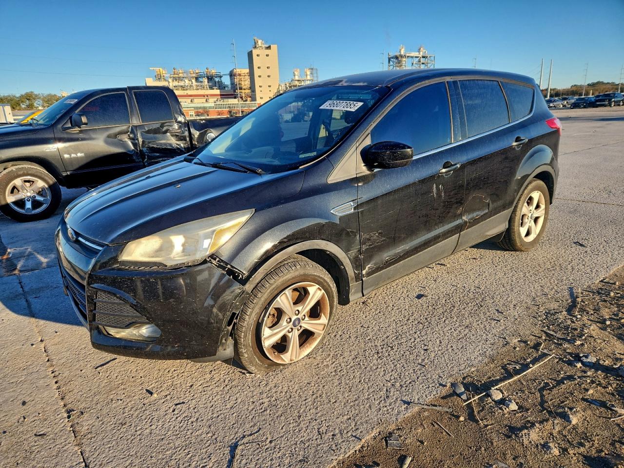 Salvage Ford Escape Image