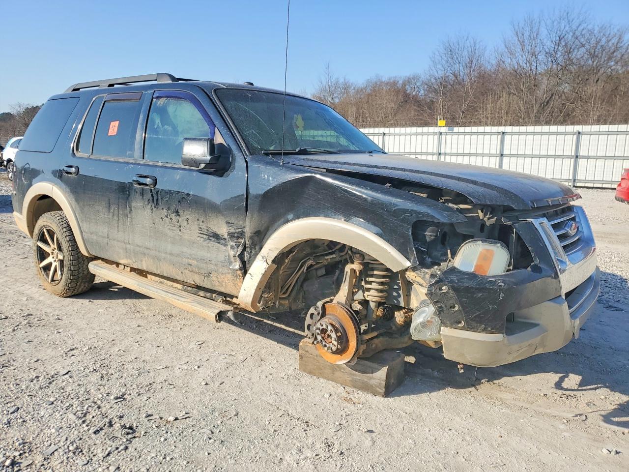Ford Explorer Eddie Bauer