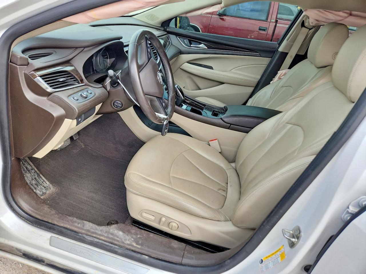 Buick LaCrosse Essence