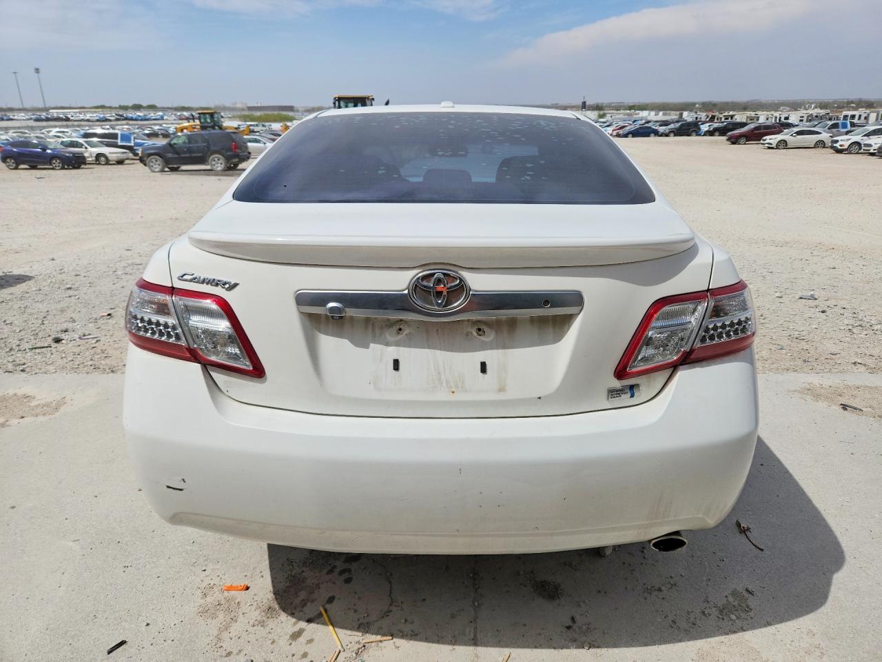 Toyota Camry Hybrid