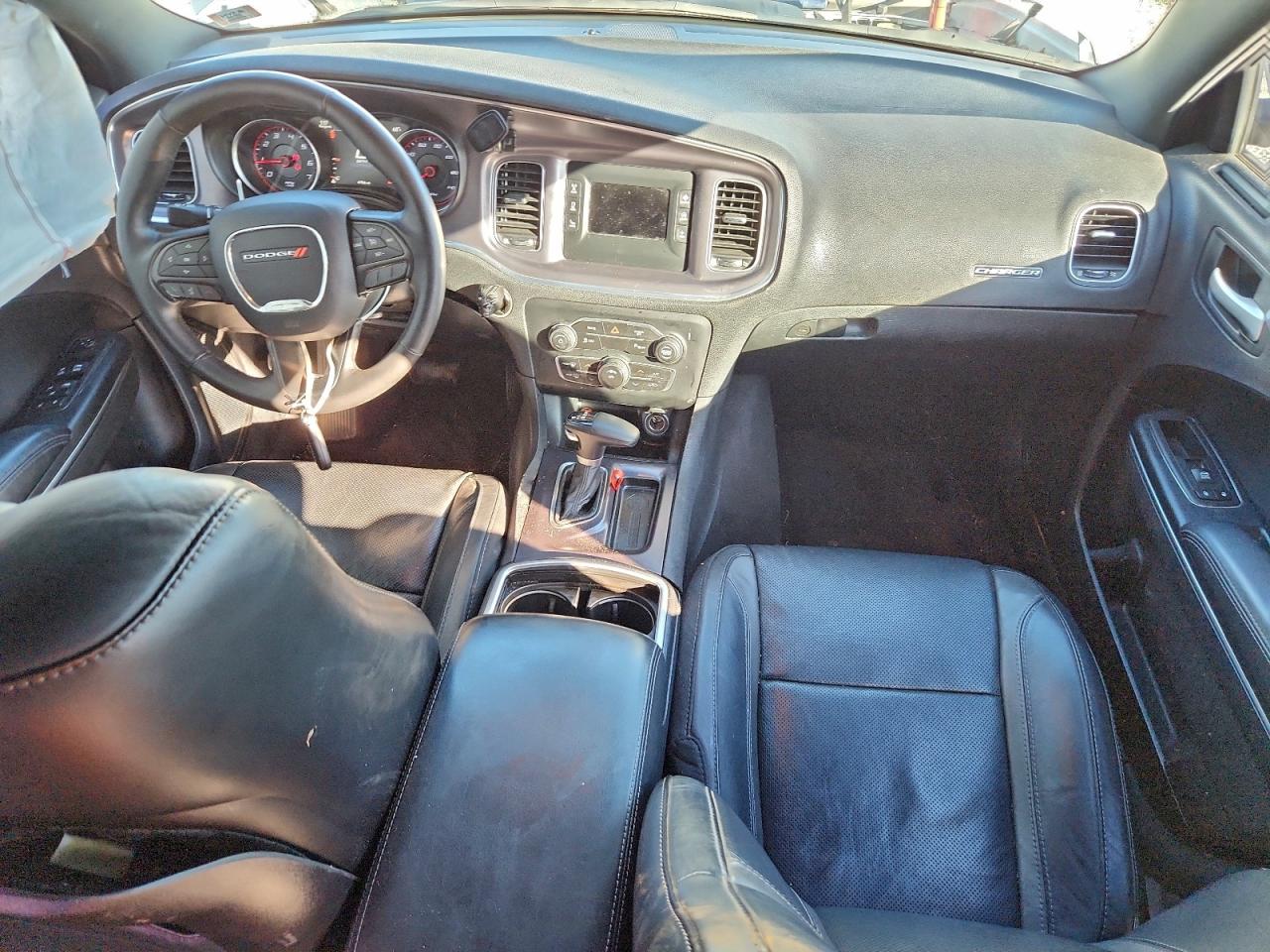 Dodge Charger Se