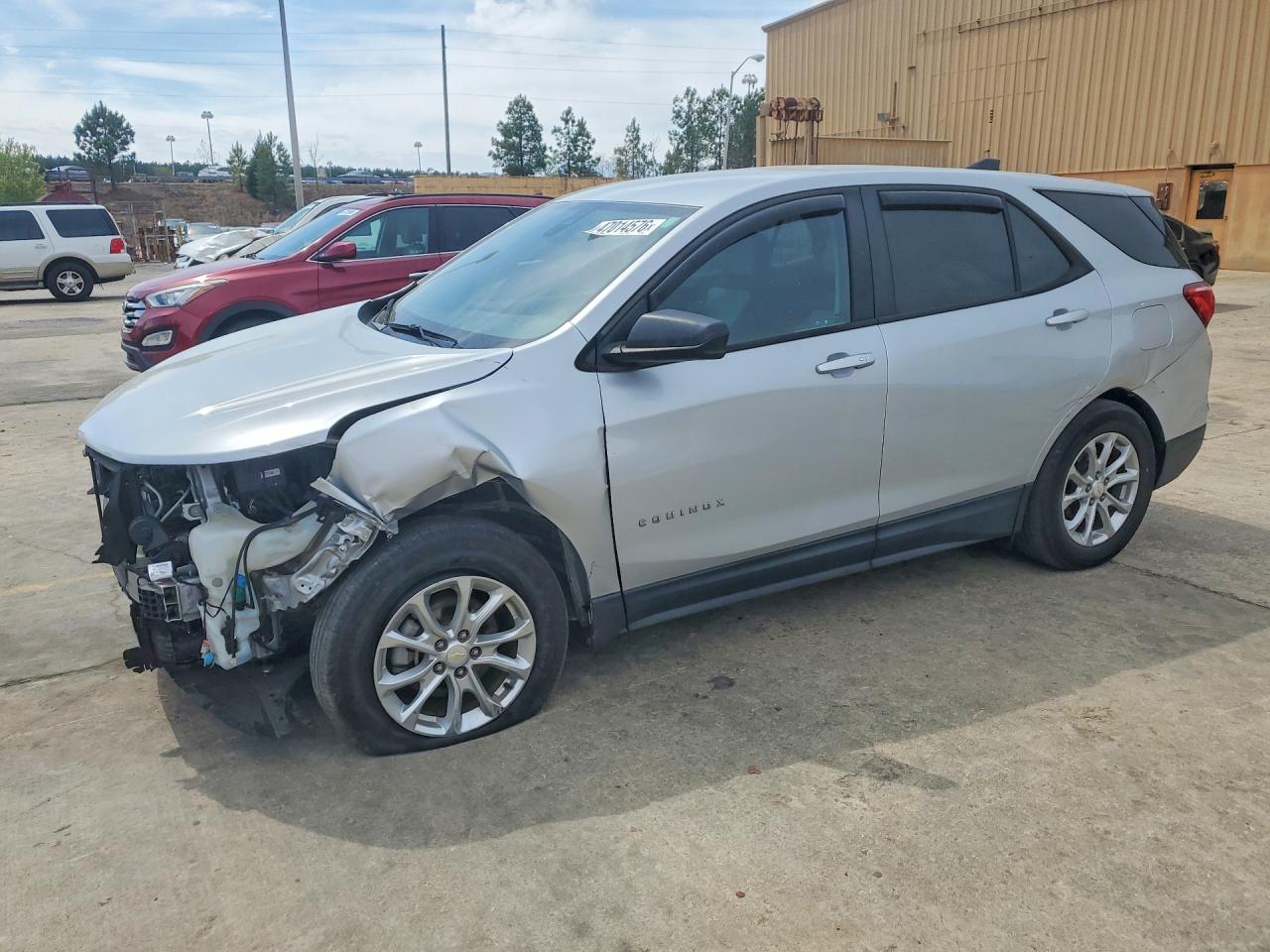 Salvage Chevrolet Equinox Image