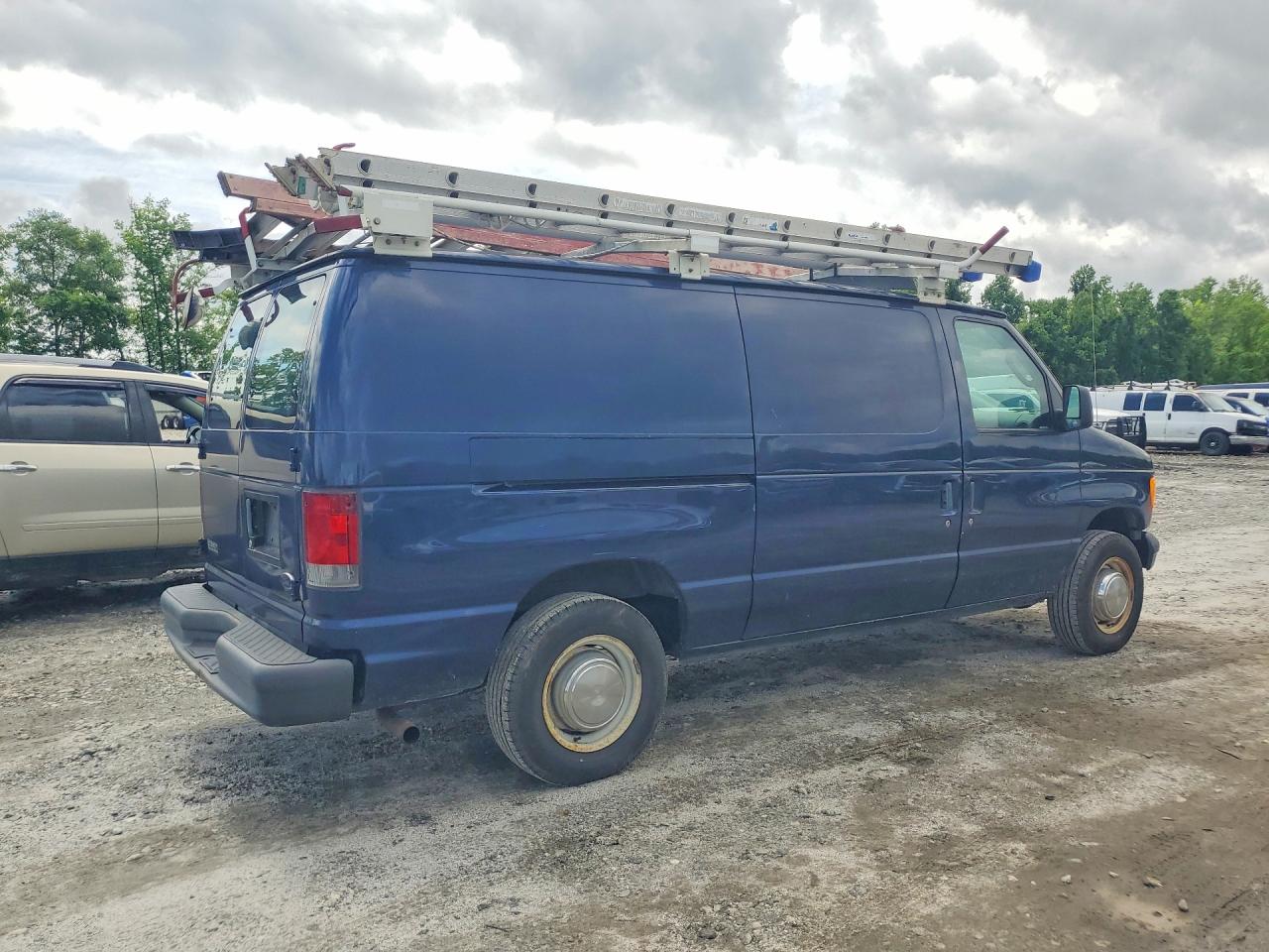 Ford Econoline E250 Van