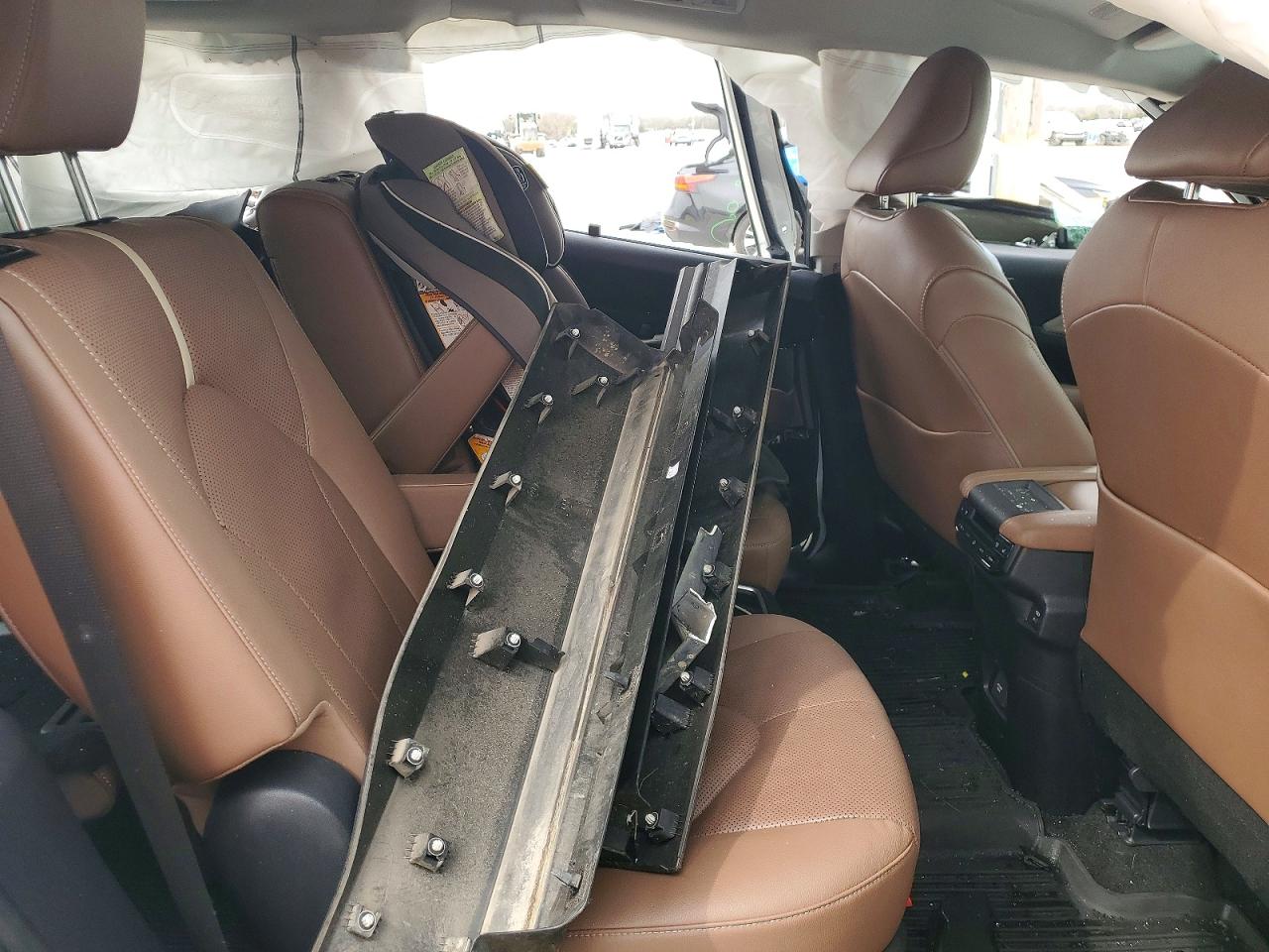 Toyota Grand Highlander Platinum