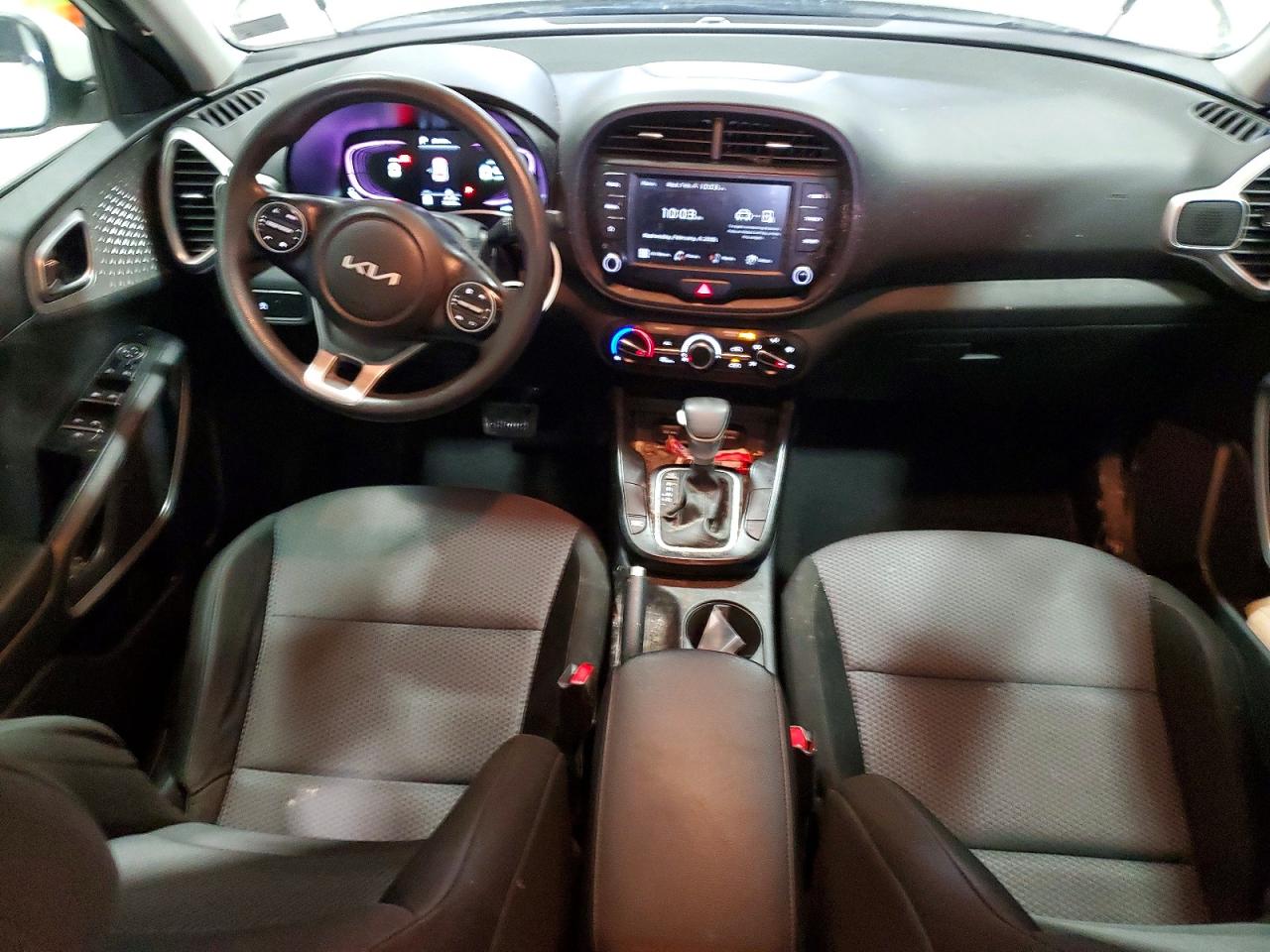 Kia Soul Lx