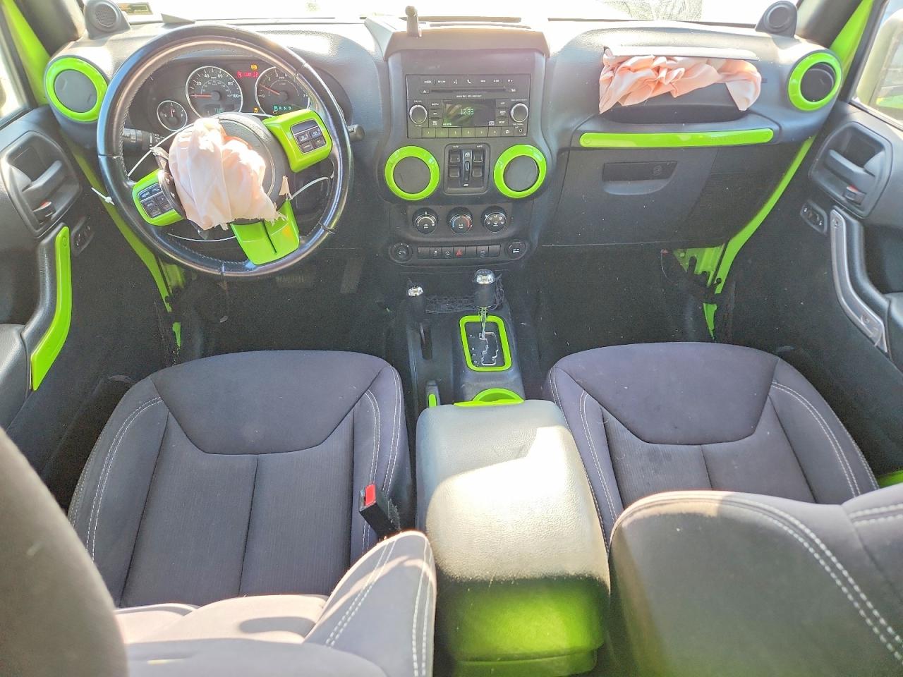 Jeep Wrangler Sahara