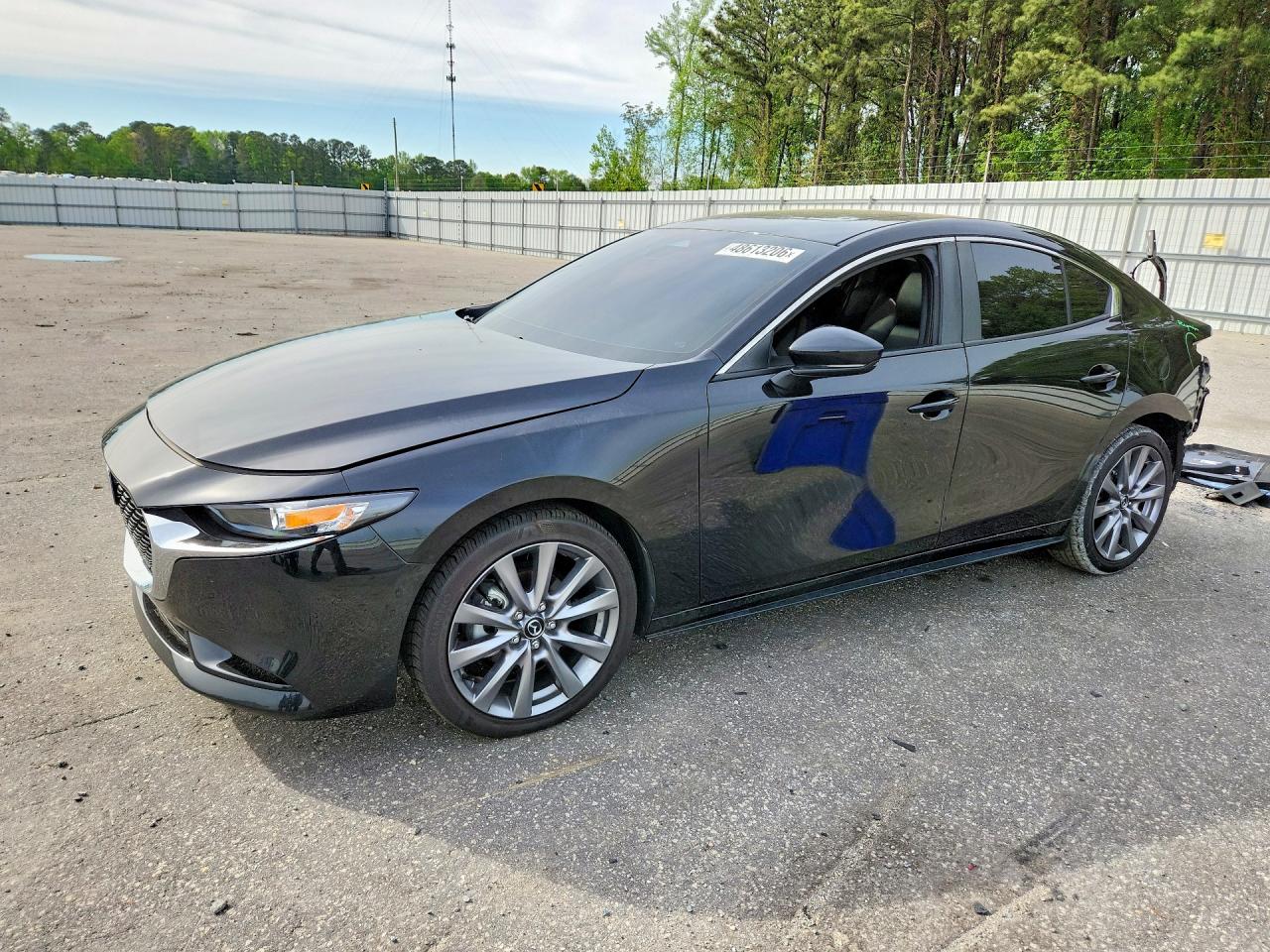 Salvage Mazda 3 Image