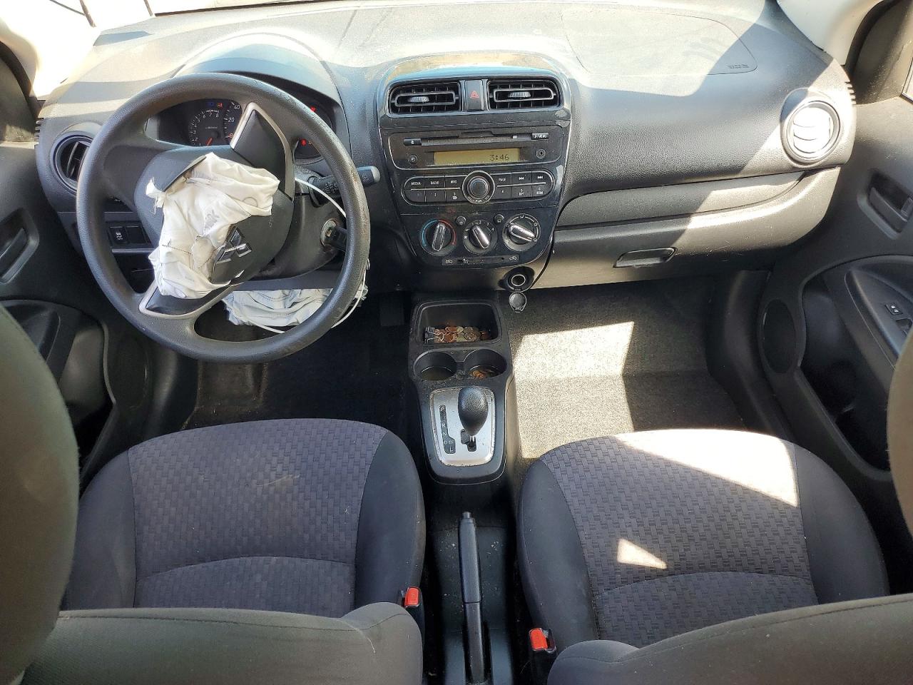 Mitsubishi Mirage Es