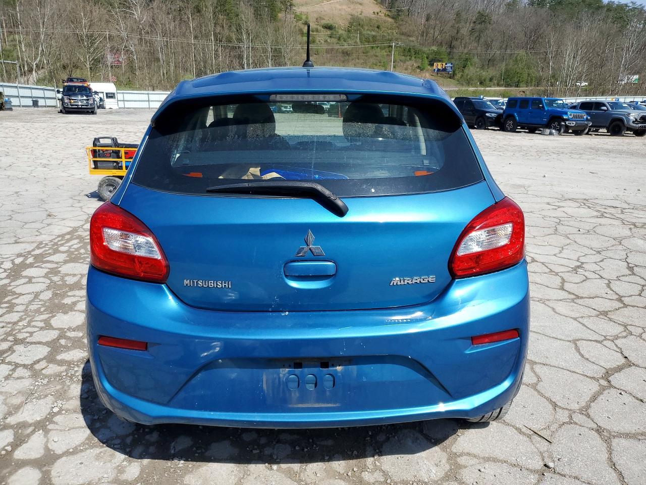 Mitsubishi Mirage Es