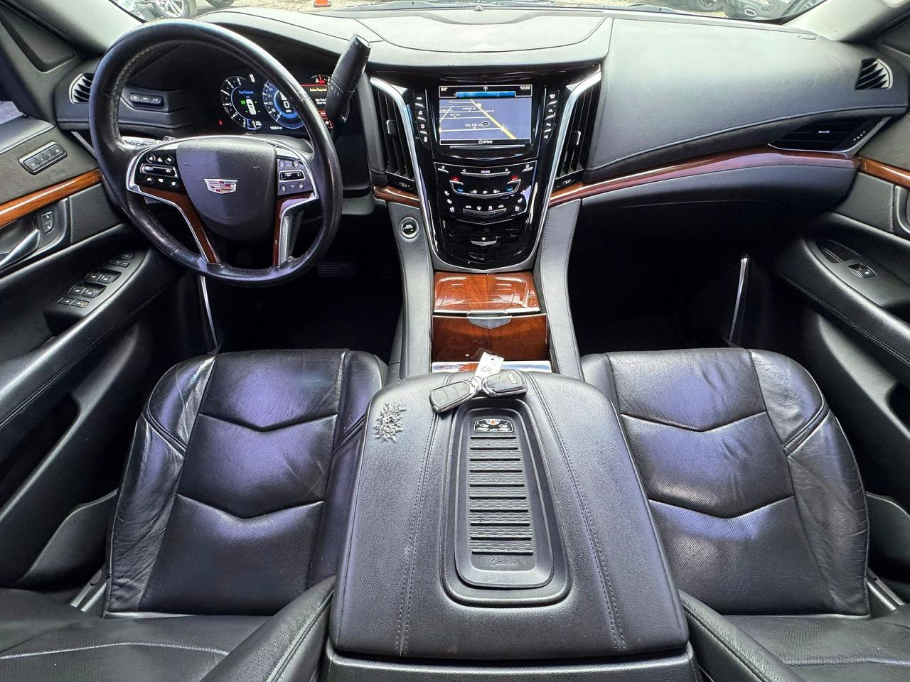 Cadillac Escalade Luxury