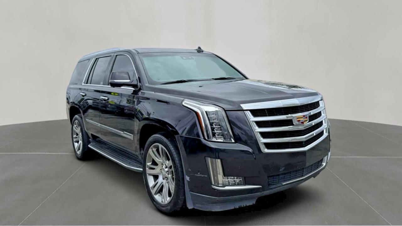 Salvage Cadillac Escalade Image