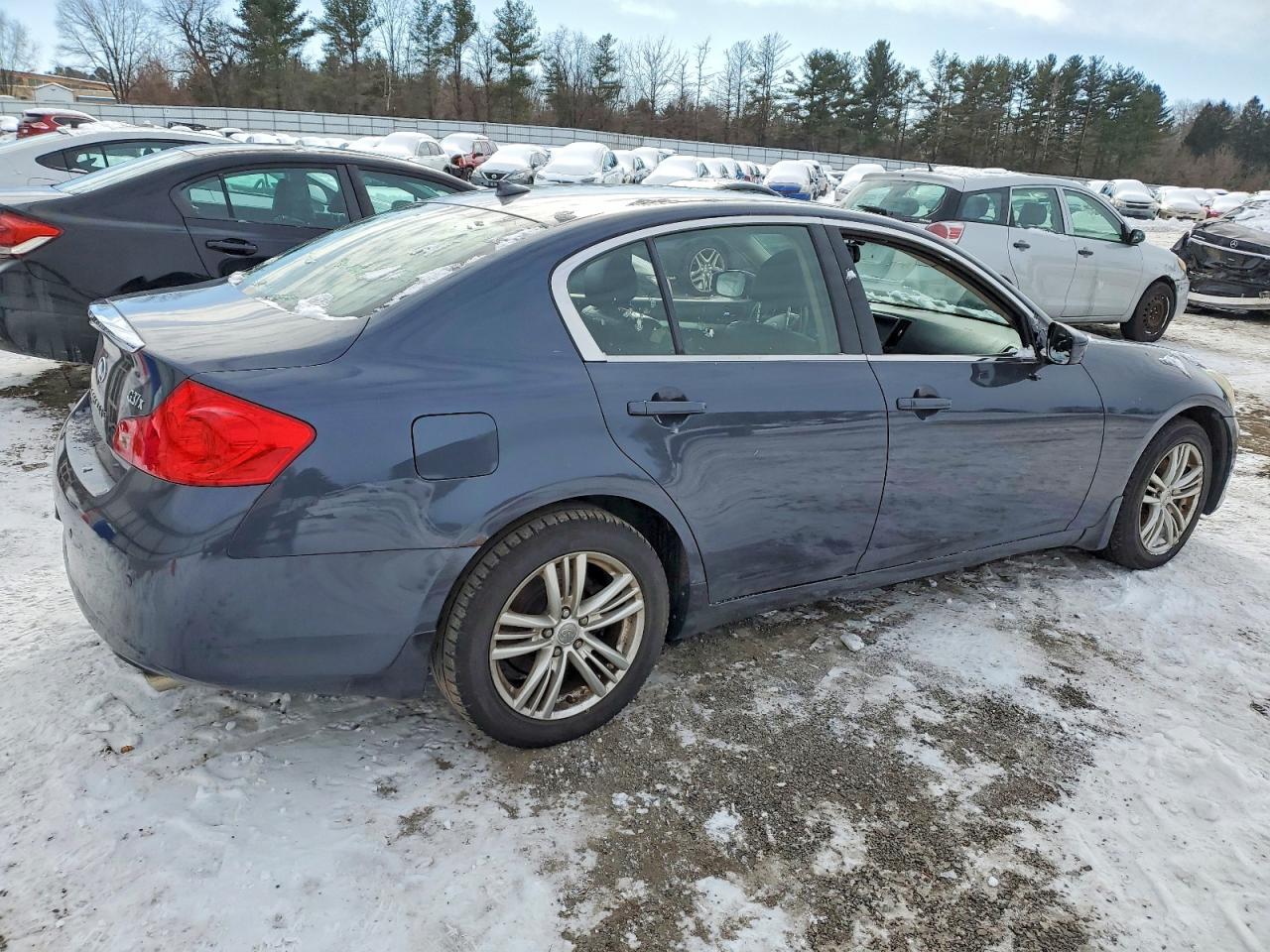 INFINITI G37
