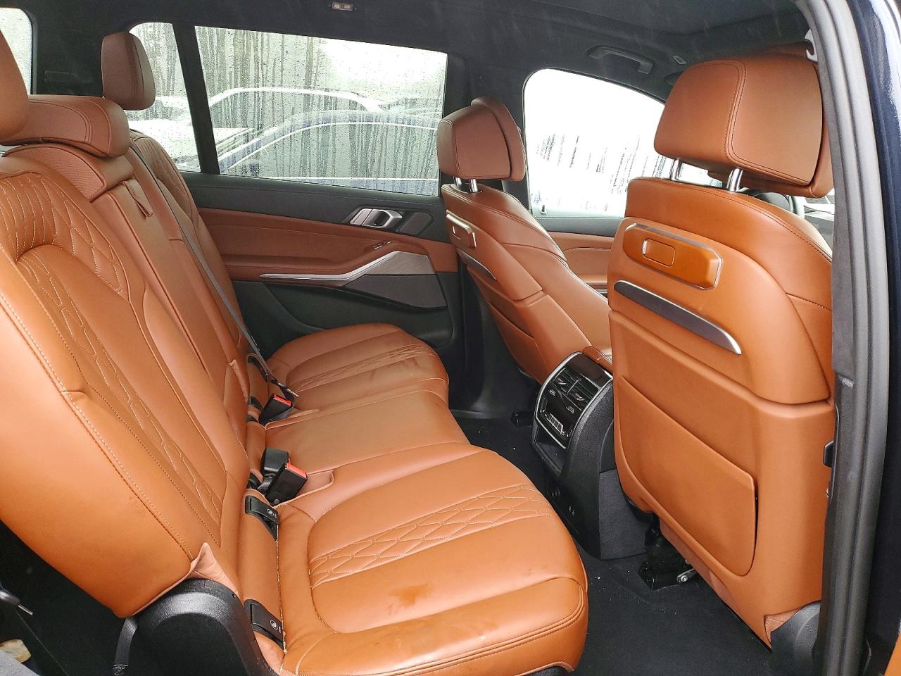 BMW X Series M60i