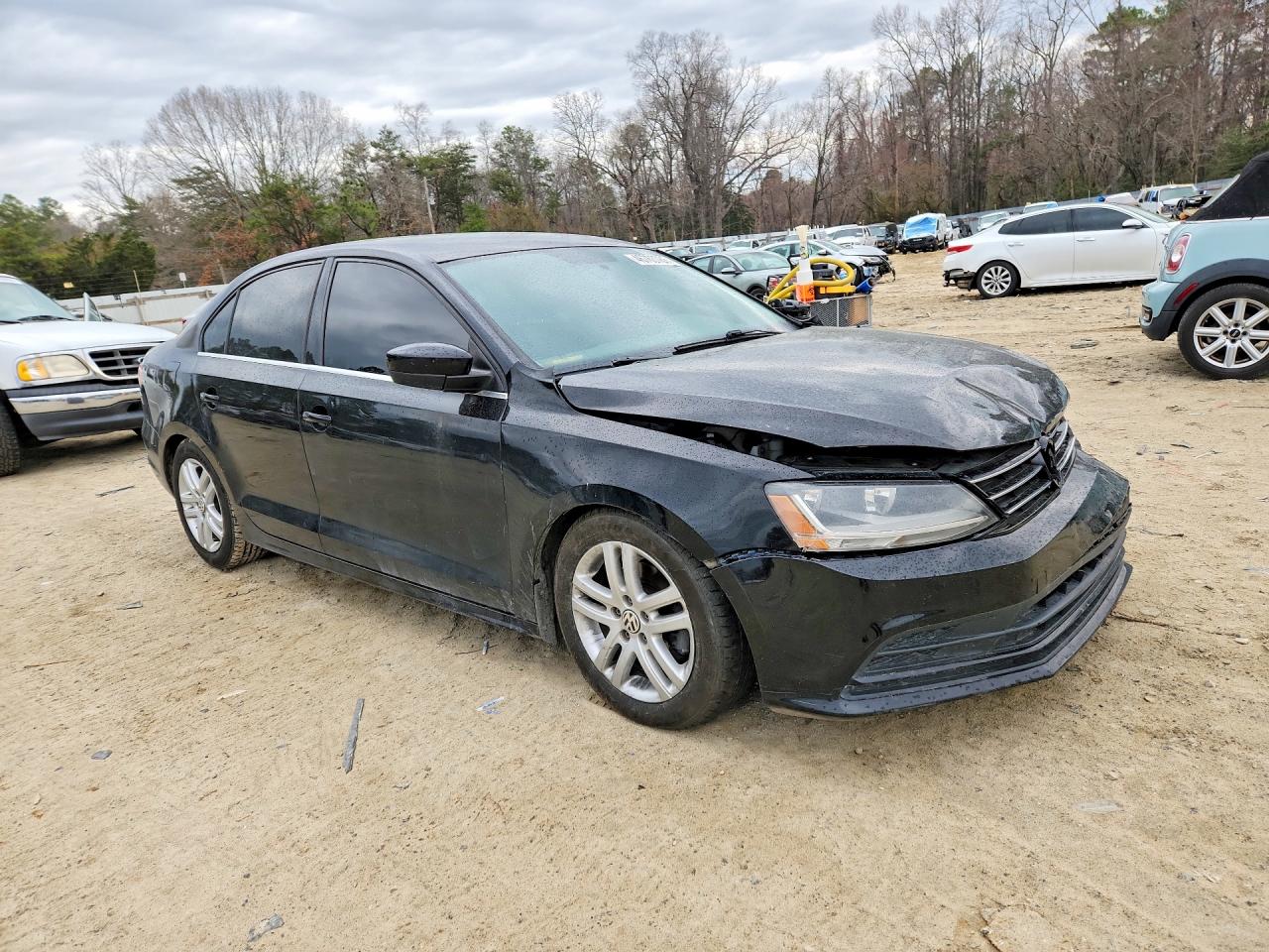 Volkswagen Jetta S