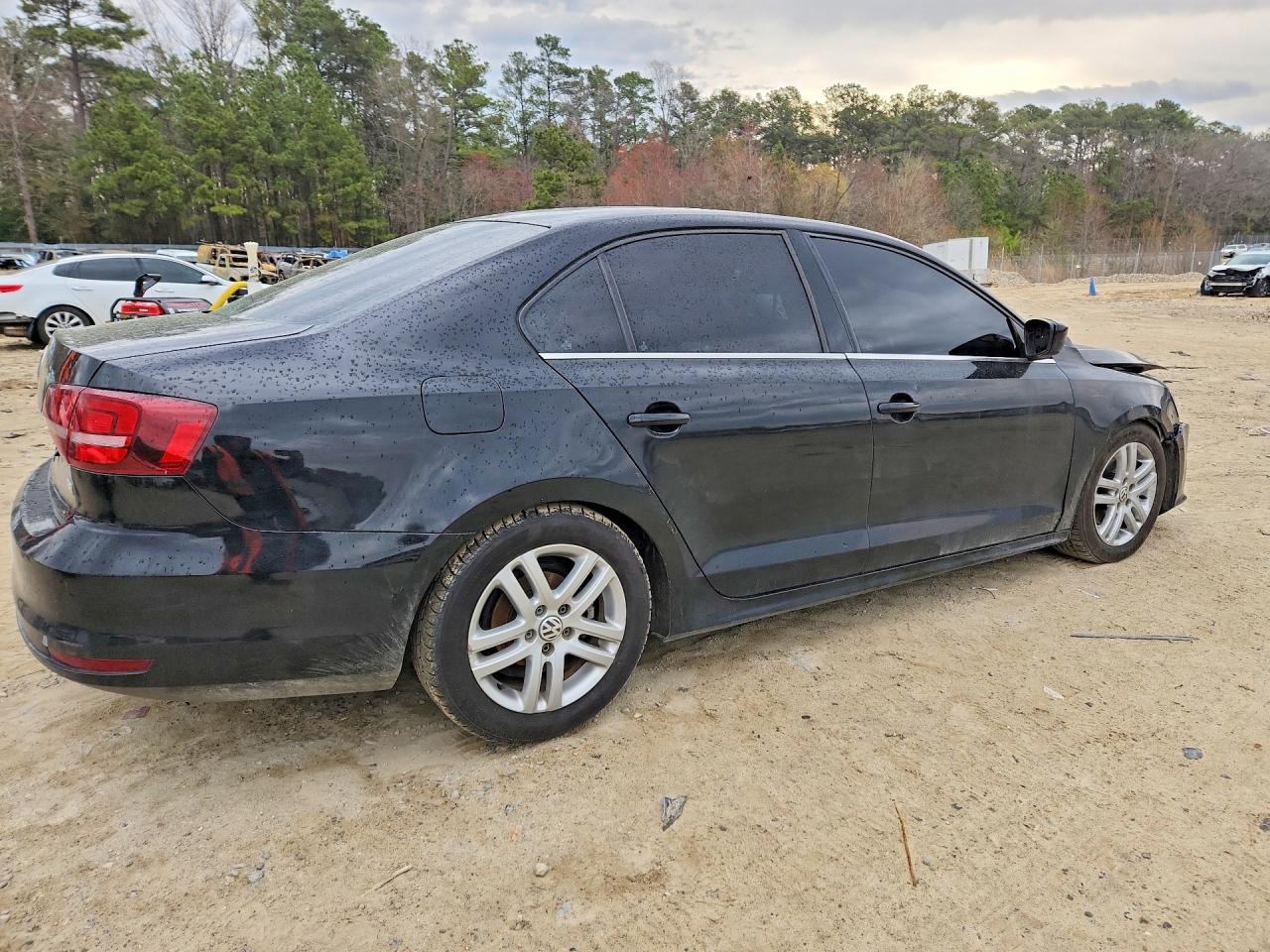 Volkswagen Jetta S