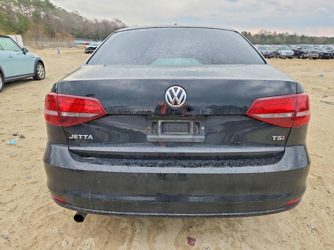 Volkswagen Jetta S