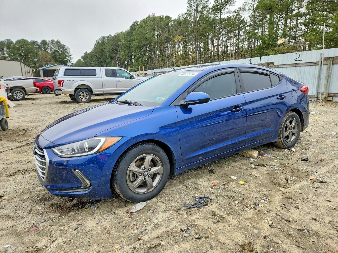 Salvage Hyundai ELANTRA Image