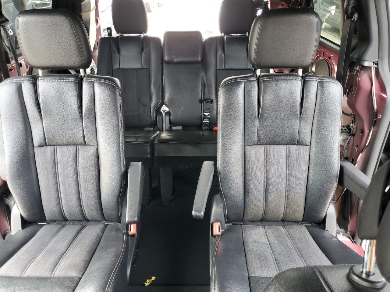 Chrysler Minivan S
