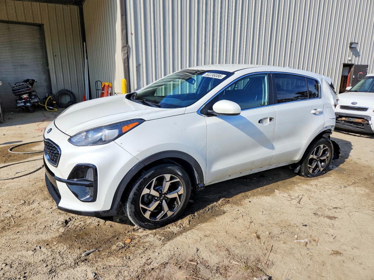 Salvage Kia Sportage Image