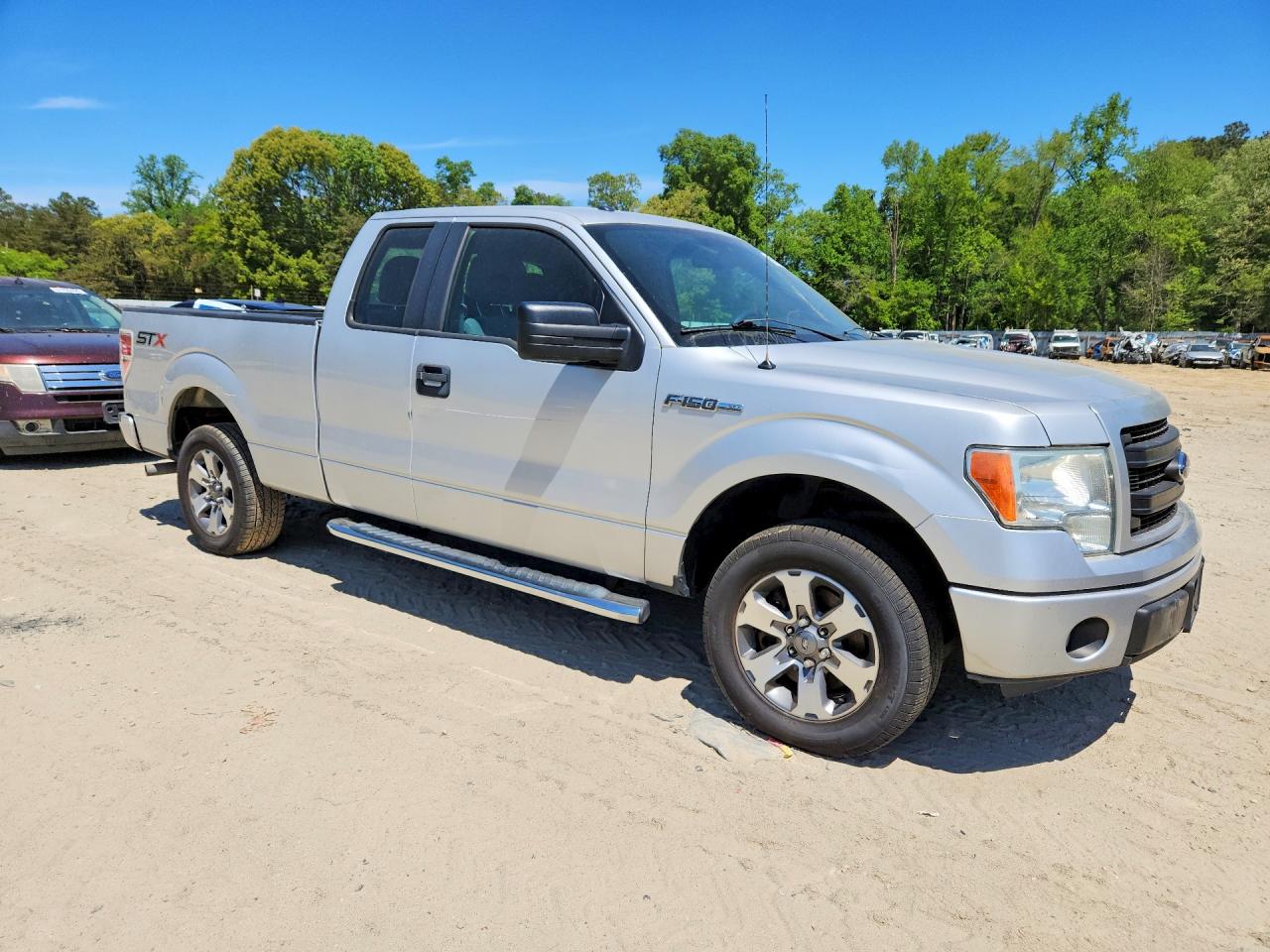 Ford F-150 Super Cab