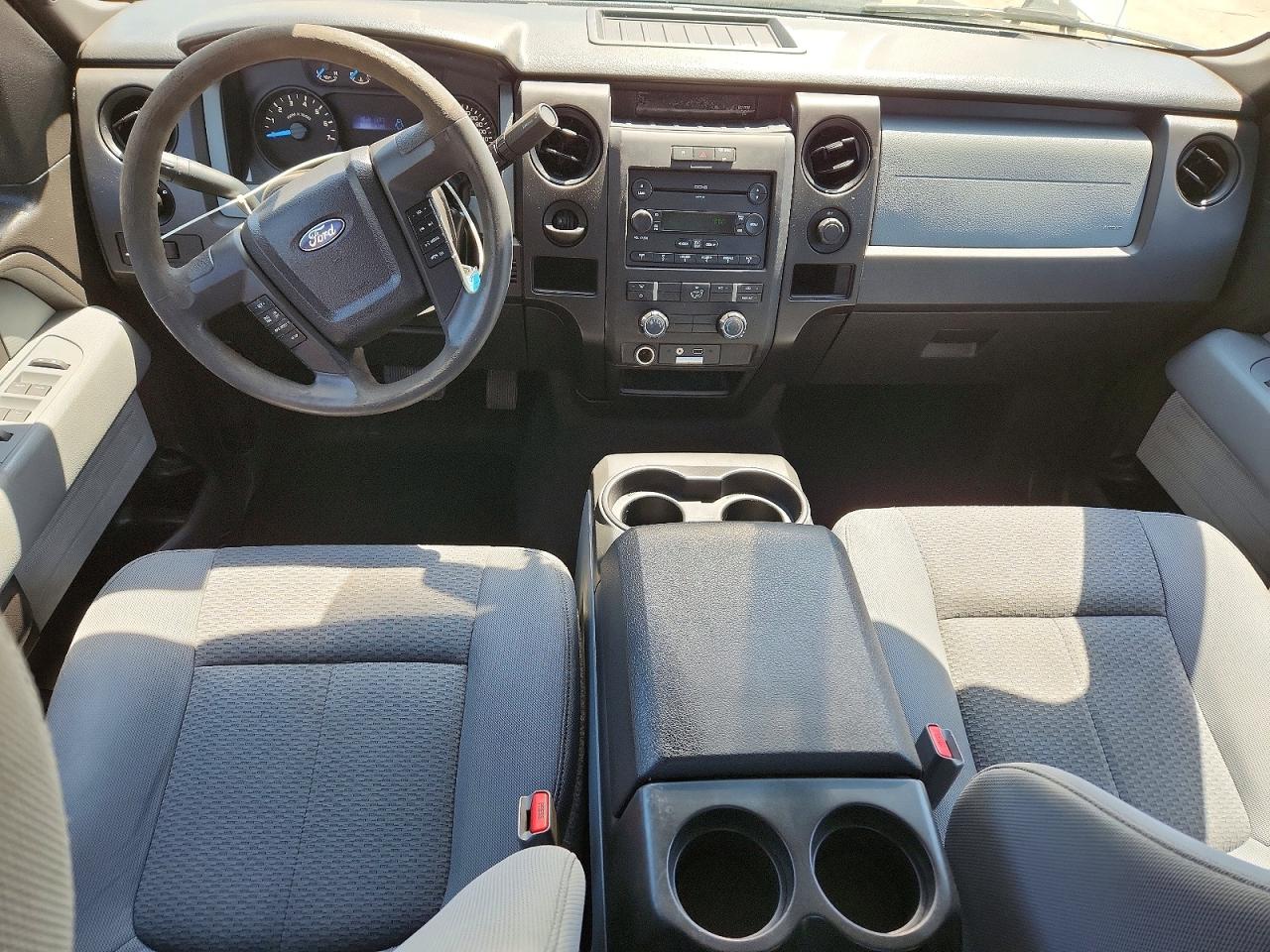 Ford F-150 Super Cab