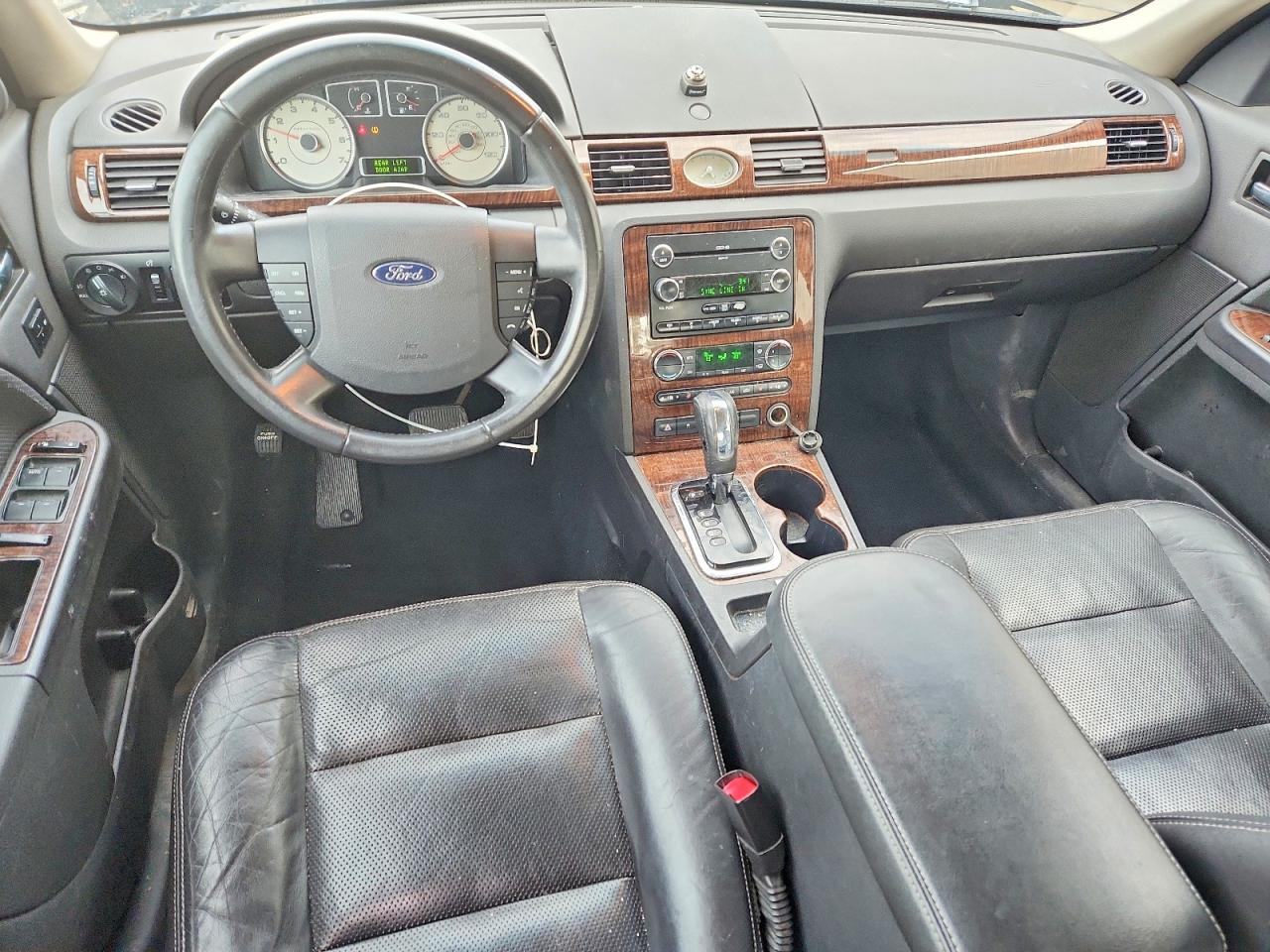 Ford Taurus Limited