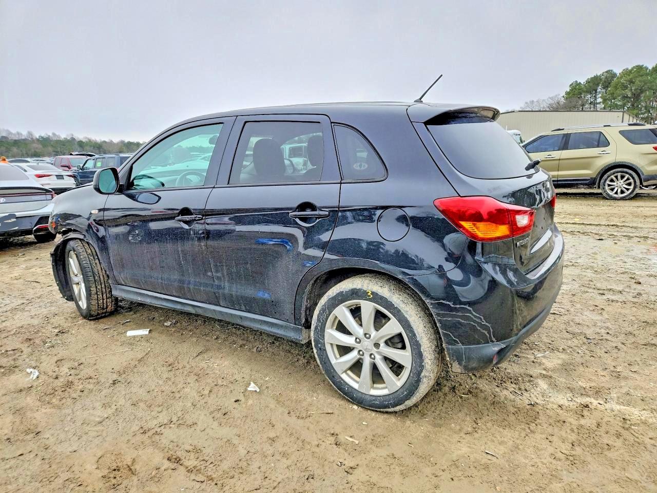Mitsubishi Outlander Es