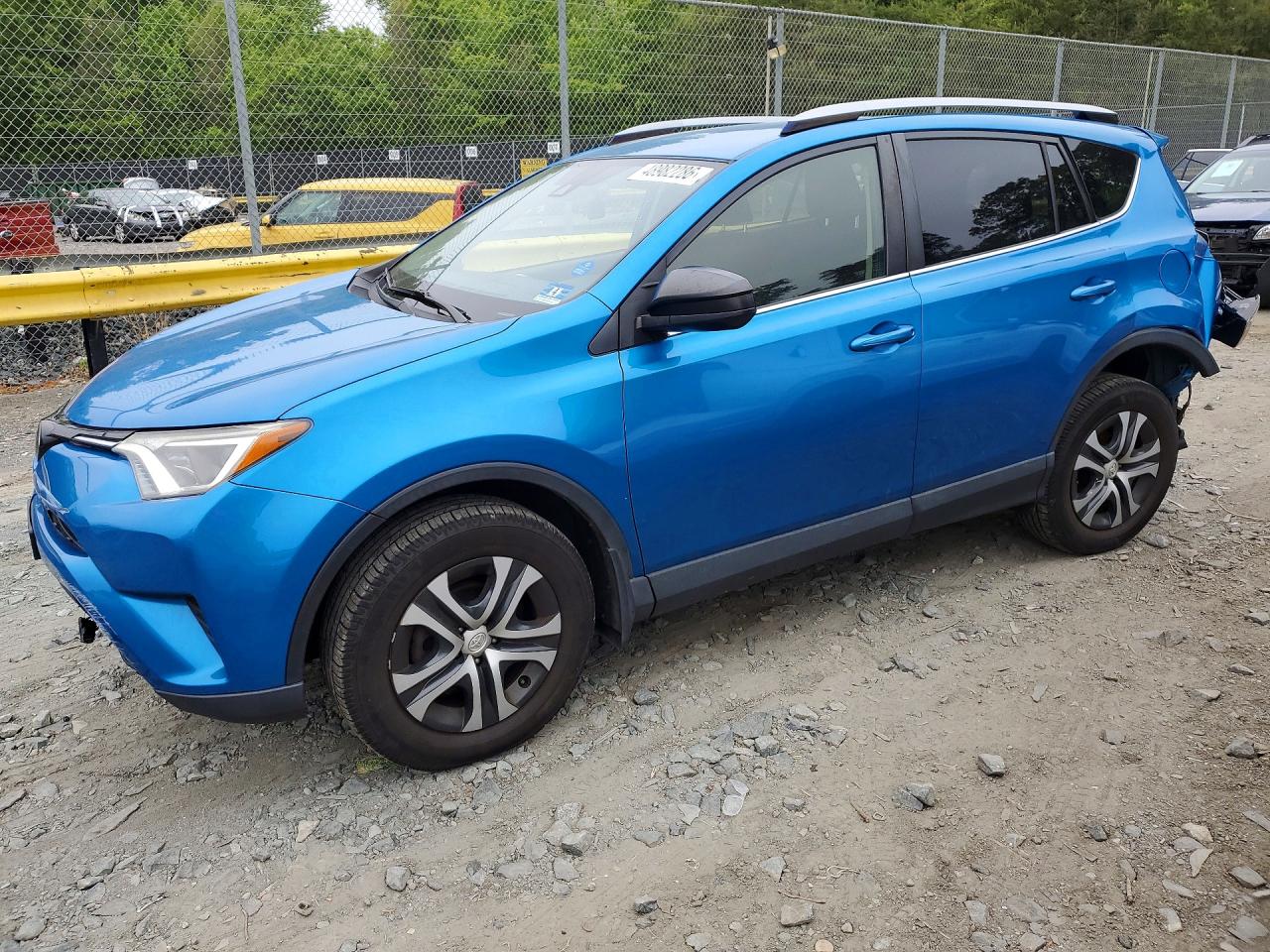 Salvage Toyota RAV4 Image