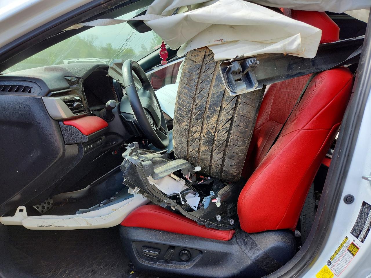 Toyota Camry Xse