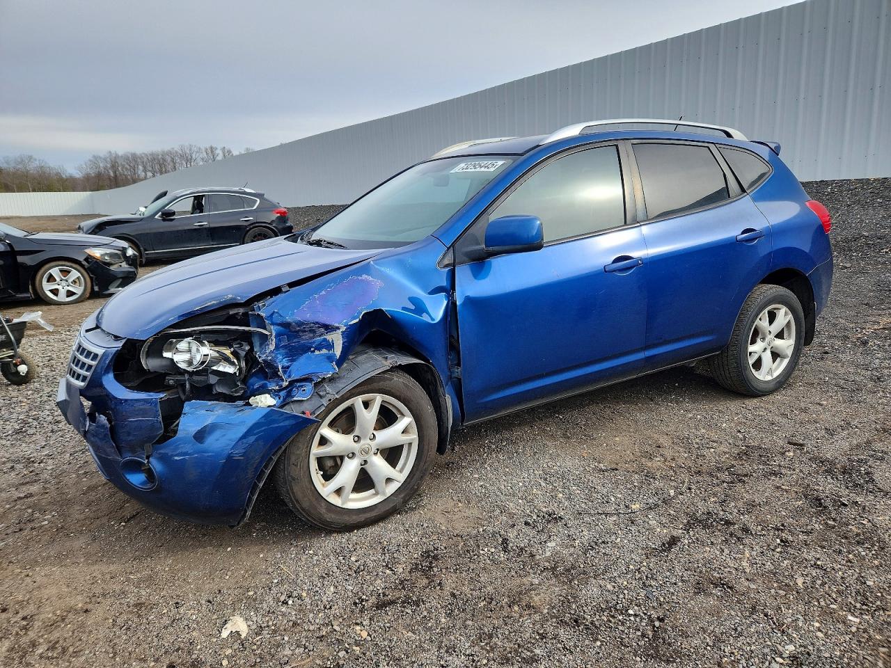 Salvage Nissan Rogue Image