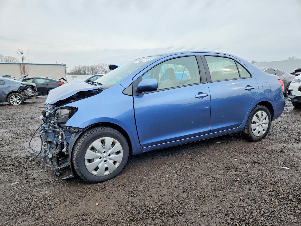 Salvage Toyota Yaris Image