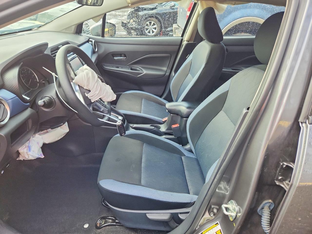 Nissan Versa Sv