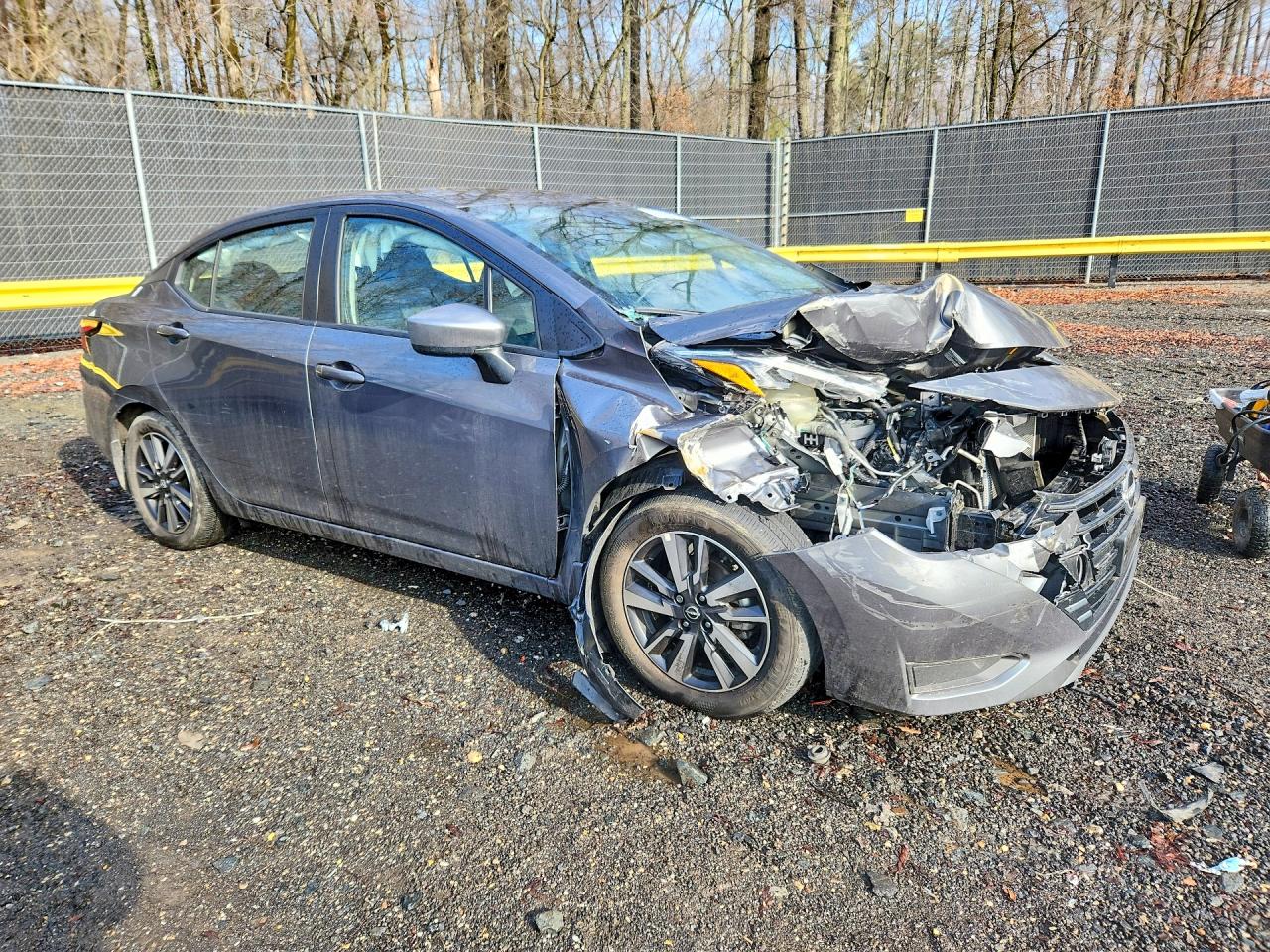Nissan Versa Sv
