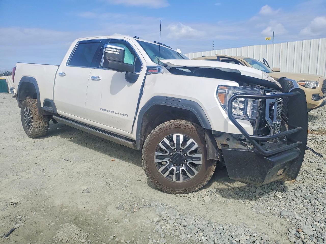GMC Sierra K2500 Denali