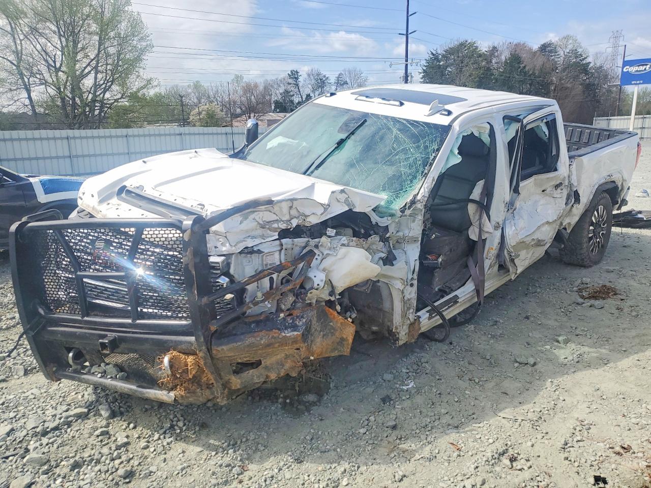 Salvage GMC Sierra Image
