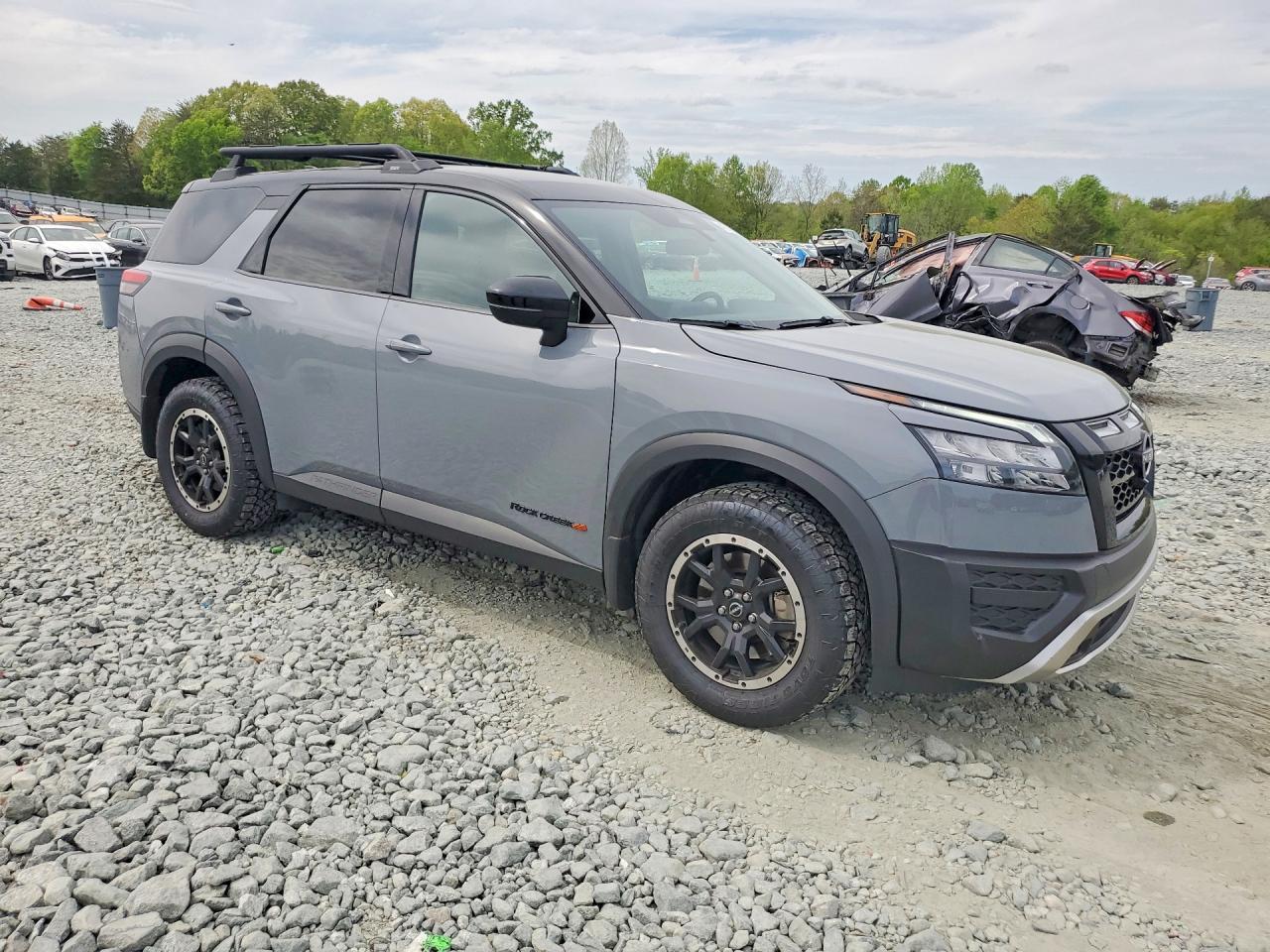 Nissan Pathfinder Rock Creek